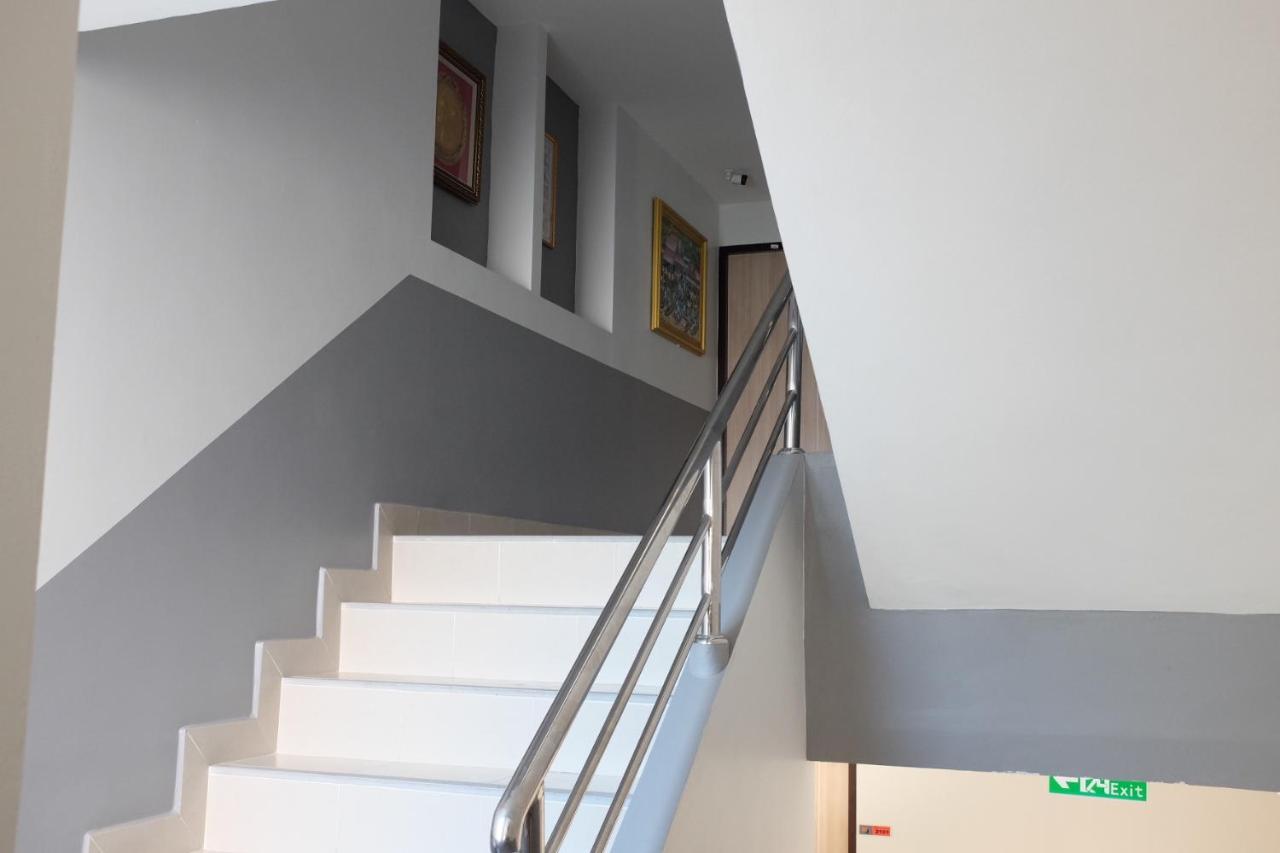 Wj Residence At Suvarnaphumi Bangkok Buitenkant foto